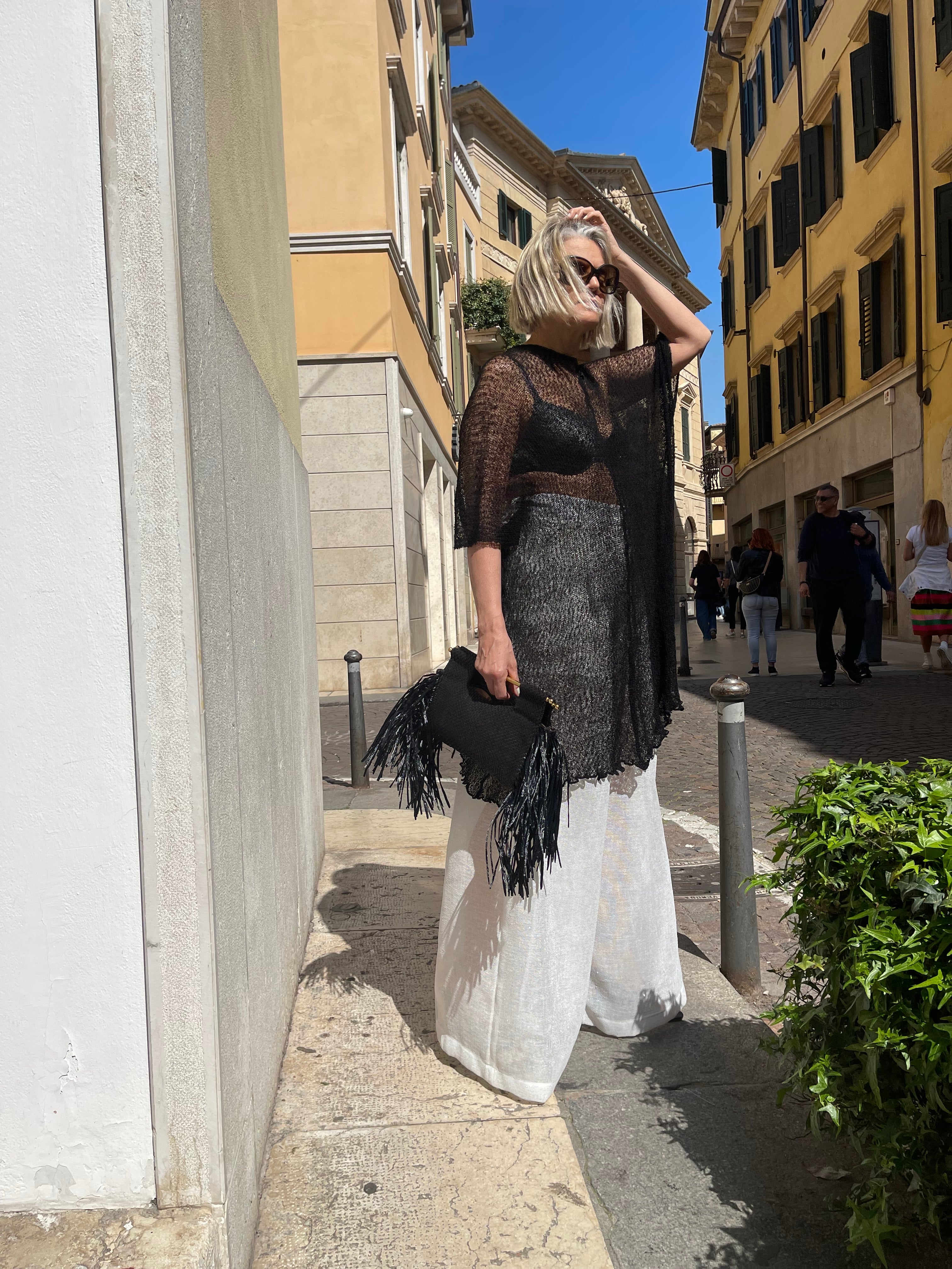 Cardigan nero in garzina