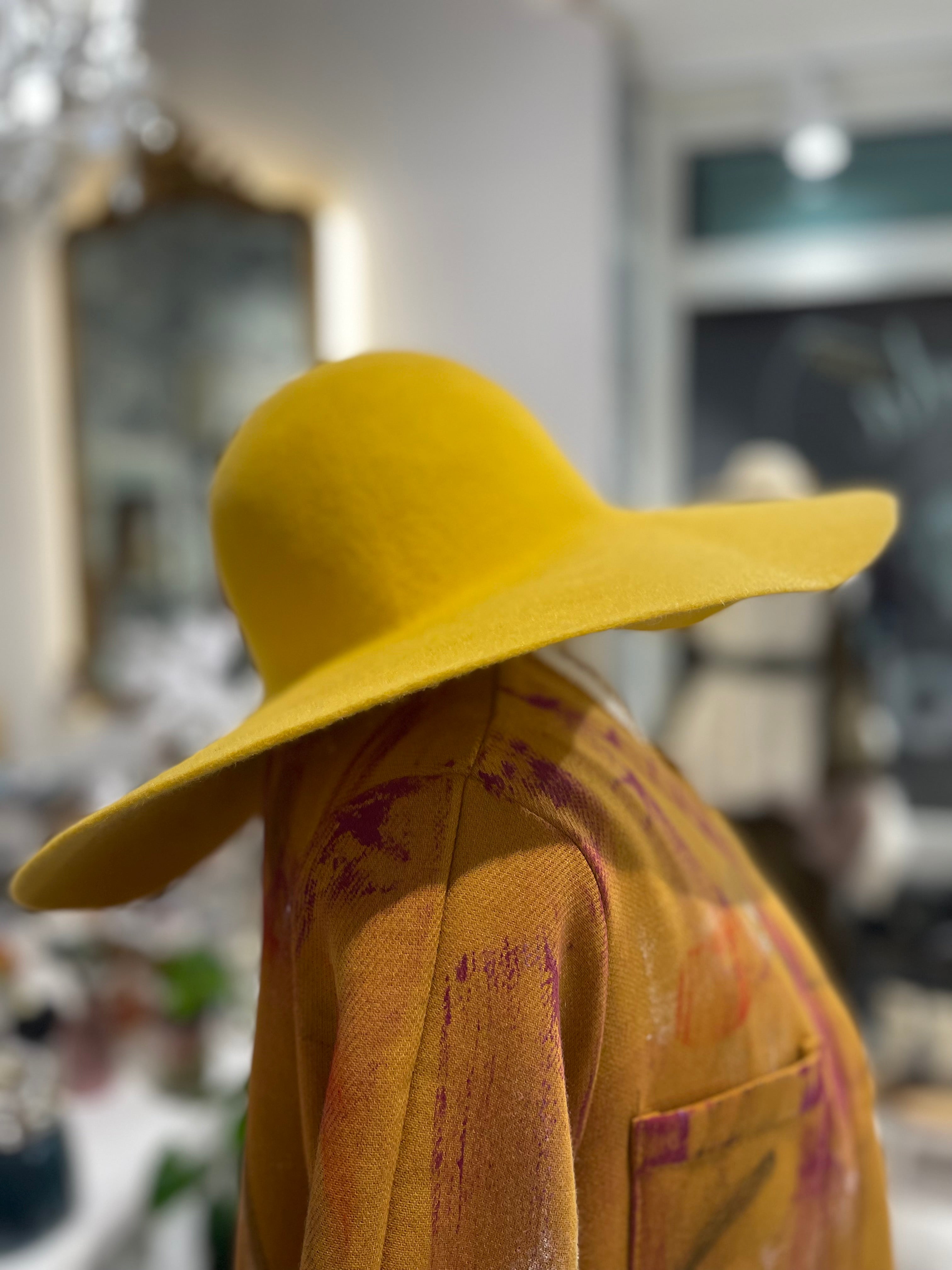 Cappello Giallo in lana