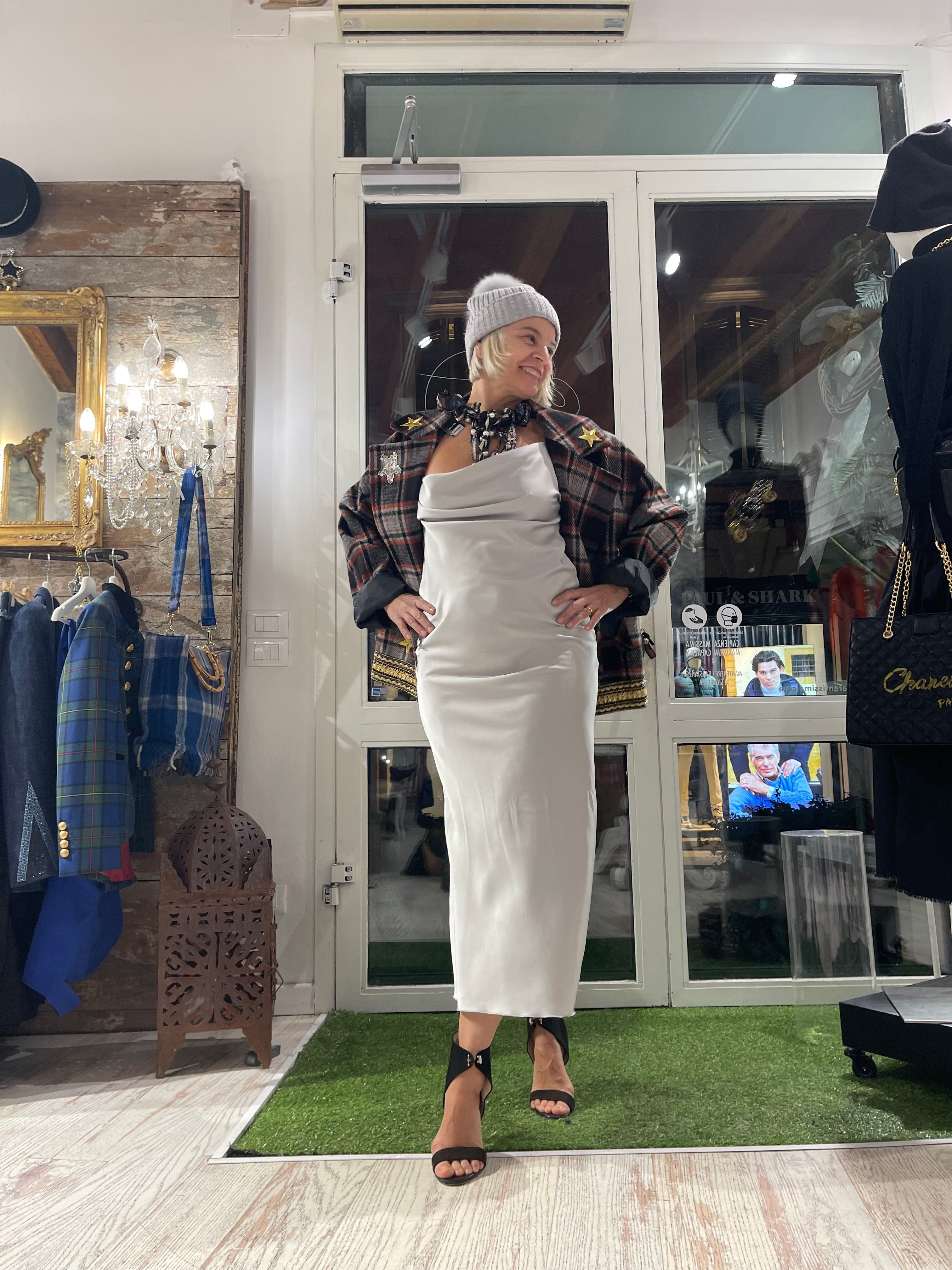 Abito sottoveste grigio