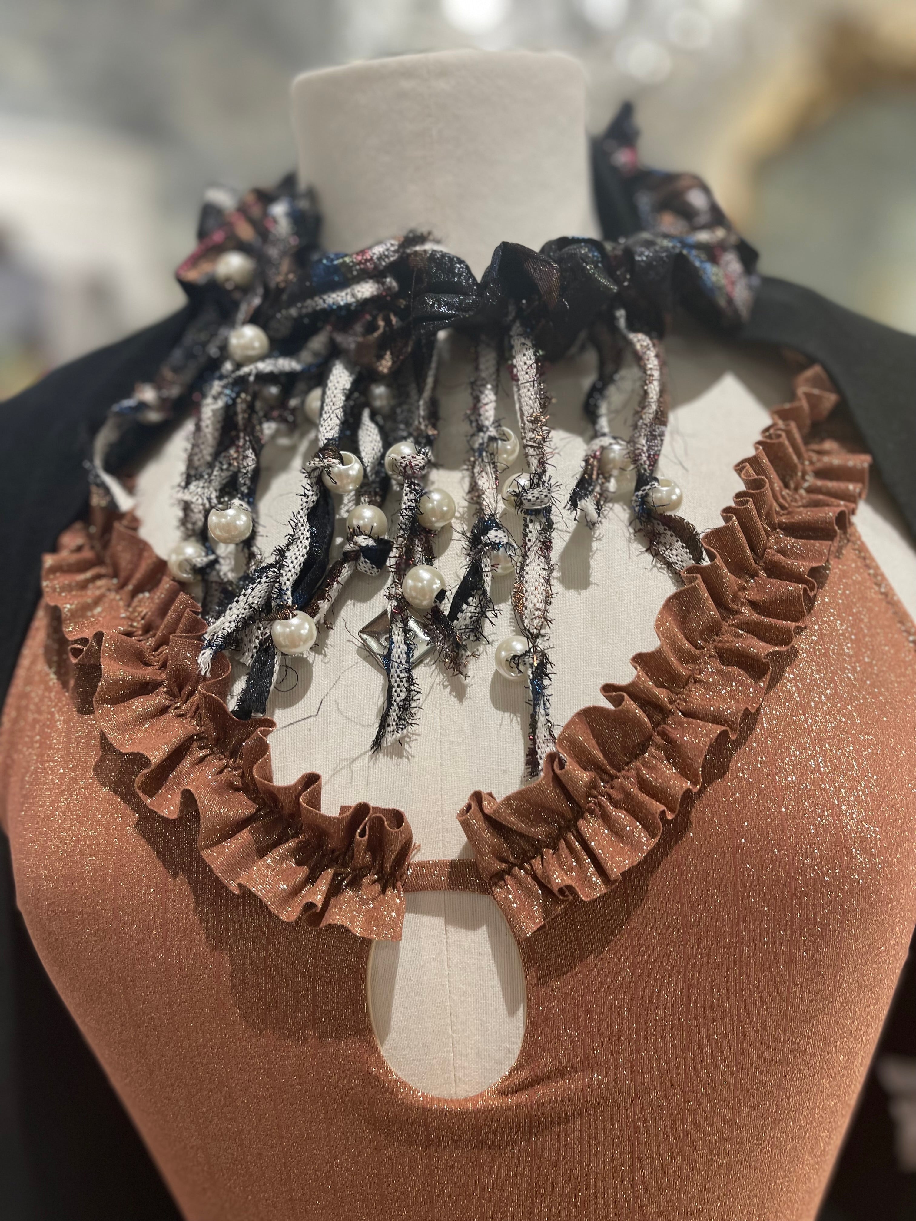 Collana rigida Brown