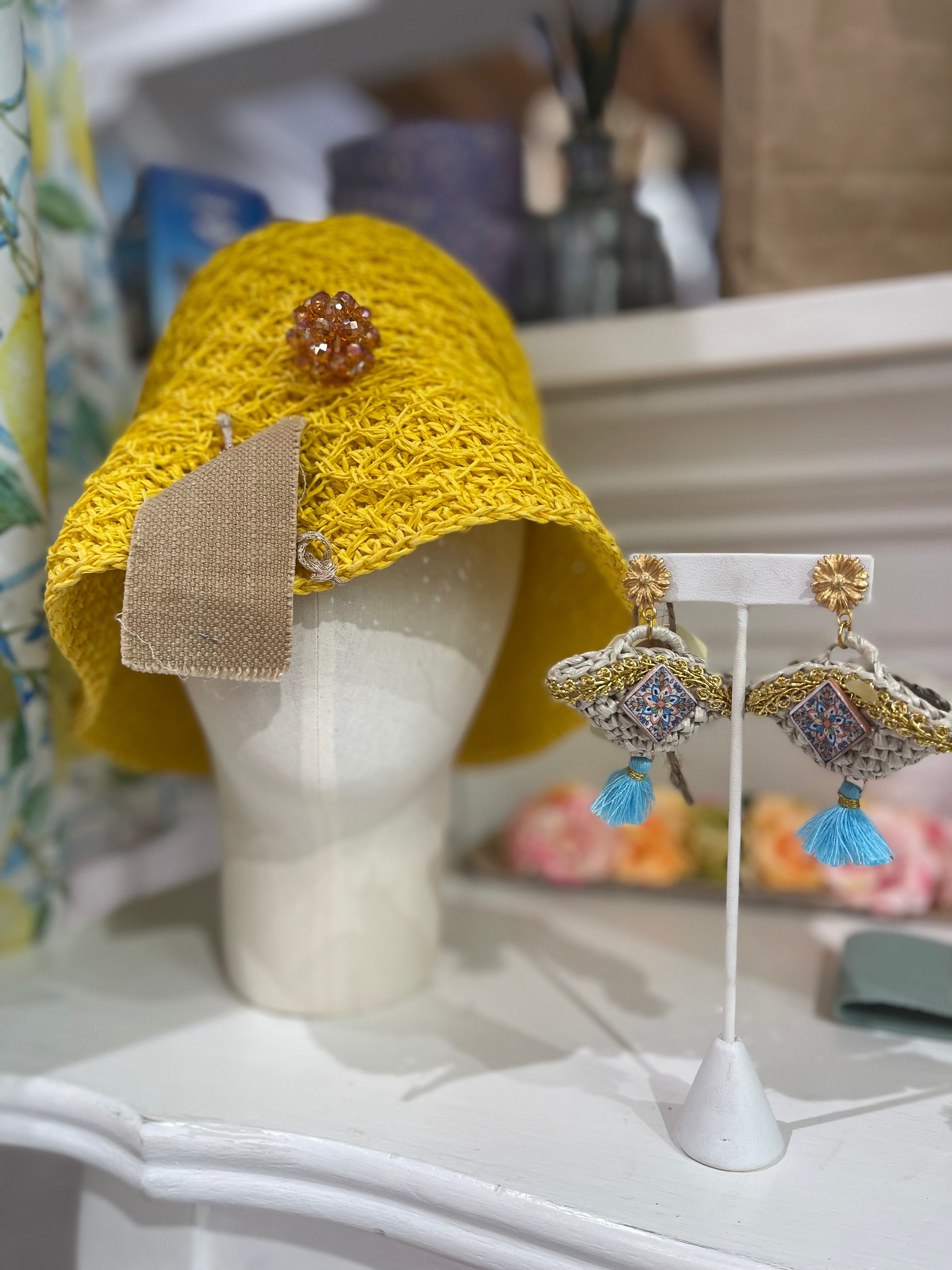 Cappello Giallo crochet