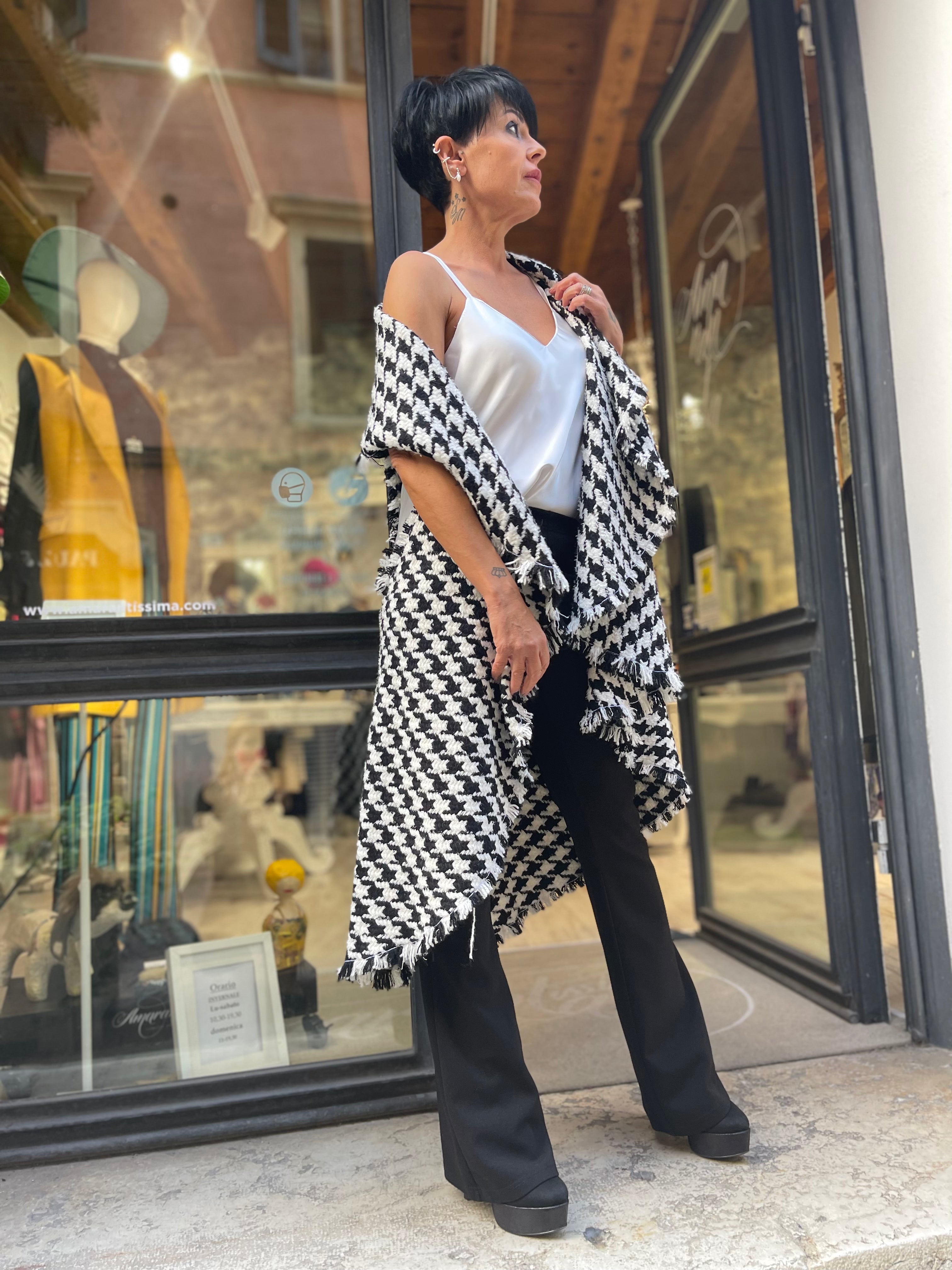Gilet in tweed di lana Amarantissima